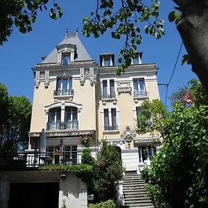 https://hotel-terminus-cahors.midi-pyreneeshotels.com